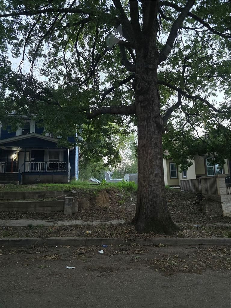 3909 Morrell Ave, Kansas City, MO 64123