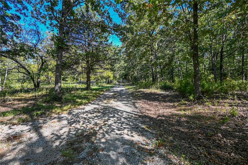 4100 NE 364 Rd, Osceola, MO 64776