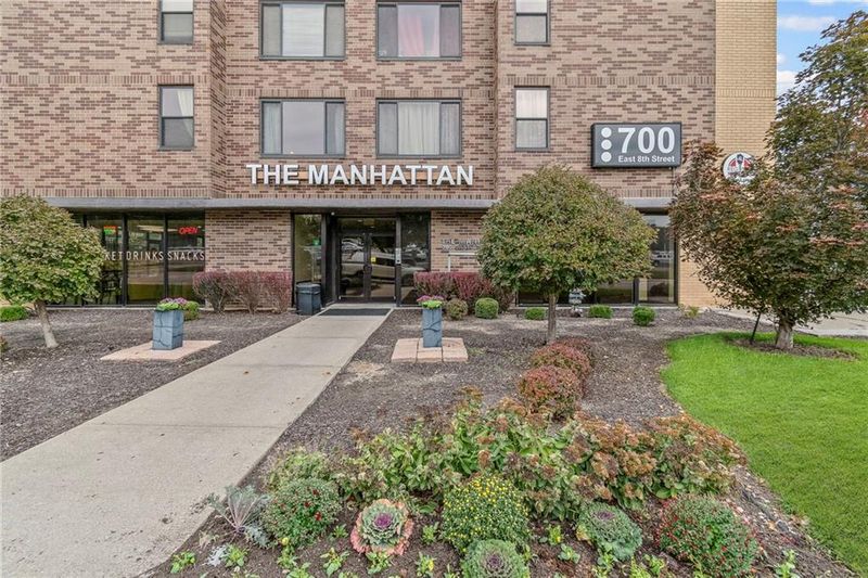 700 E 8th St #6E, Kansas City, MO 64106