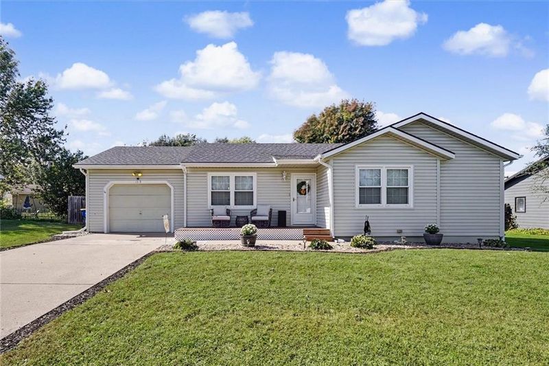 1515 Cedar St, Eudora, KS 66025