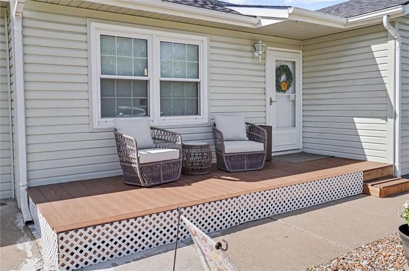 1515 Cedar St, Eudora, KS 66025