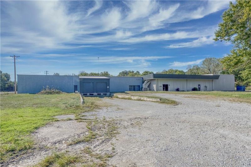 1141 Texas Ave, Baxter Springs, KS 66713
