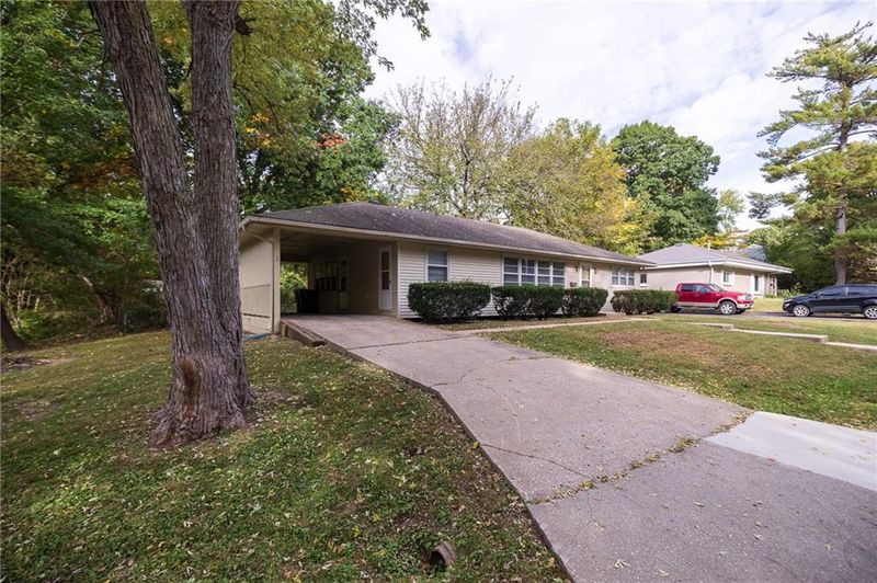 5444 N Cypress Ave, Kansas City, MO 64119