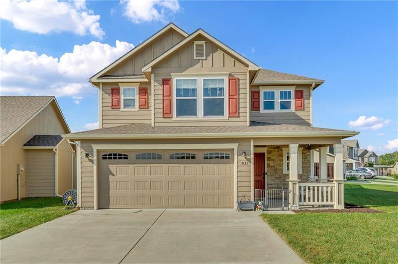 1035 W 30th Ter, Lawrence, KS 66046