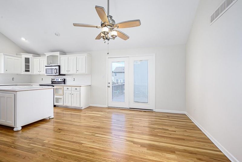 2322 Gettysburg Dr, Leavenworth, KS 66048