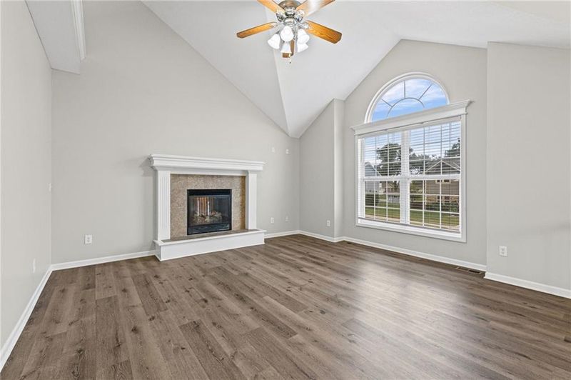 12208 White Oak St, Peculiar, MO 64078