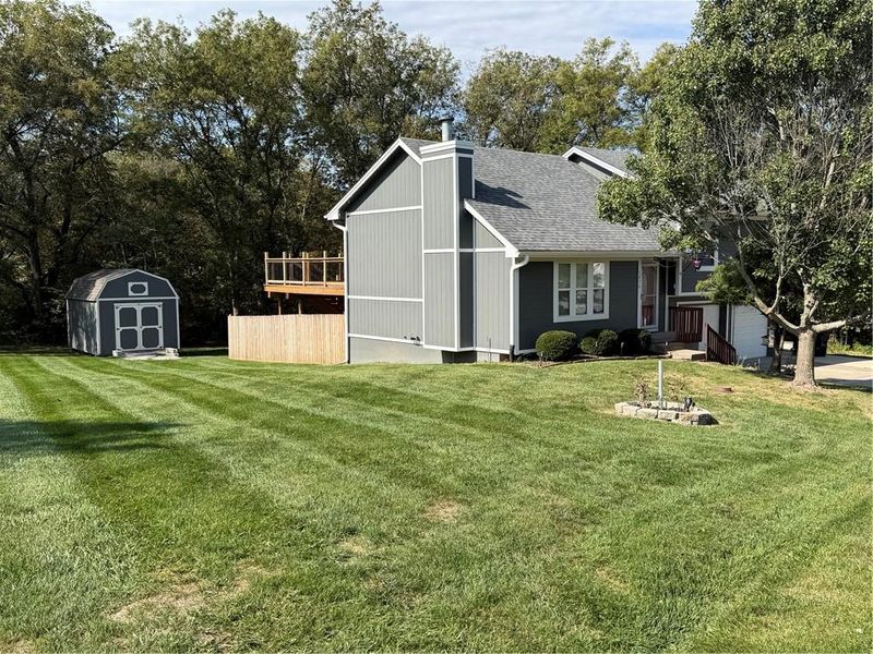 5874 SW Walnut Cv, Trimble, MO 64492