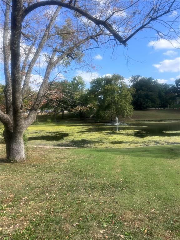 13300 W 71st St, Shawnee, KS 66216
