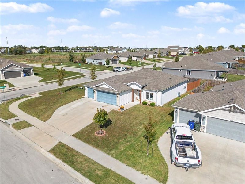 2504 E 26th St, Lawrence, KS 66046