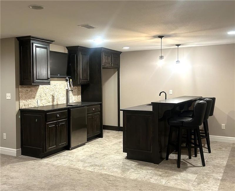 10773 S Palisade St, Olathe, KS 66061