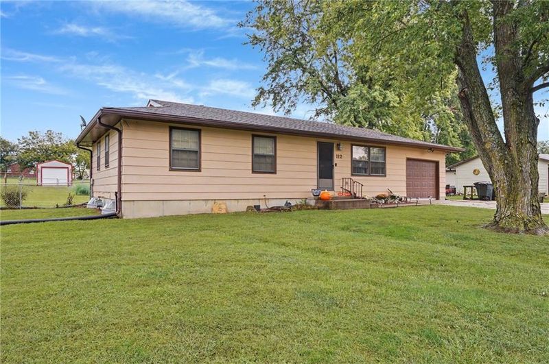 112 S Lawrence Ave, Scranton, KS 66537