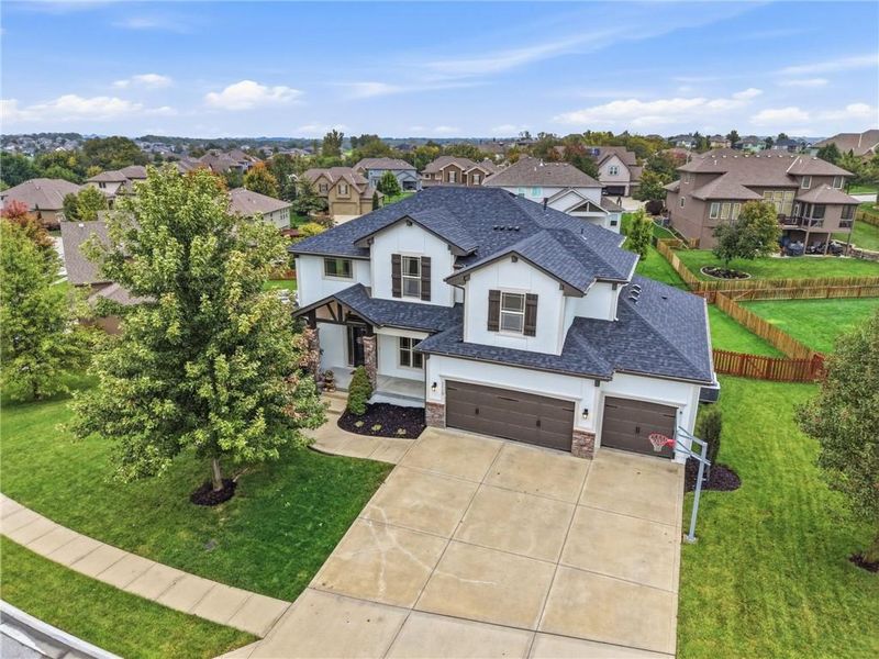 1115 Metfield Ln, Raymore, MO 64083