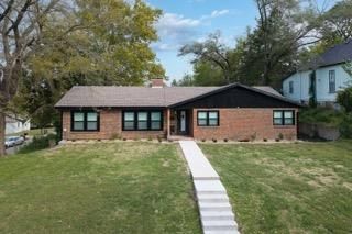 201 E Riley St, Atchison, KS 66002