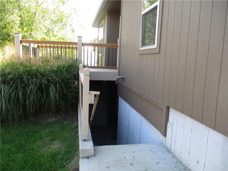 28696 W 161st St, Gardner, KS 66030