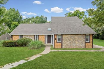 8300 Grant Ave, Overland Park, KS 66212