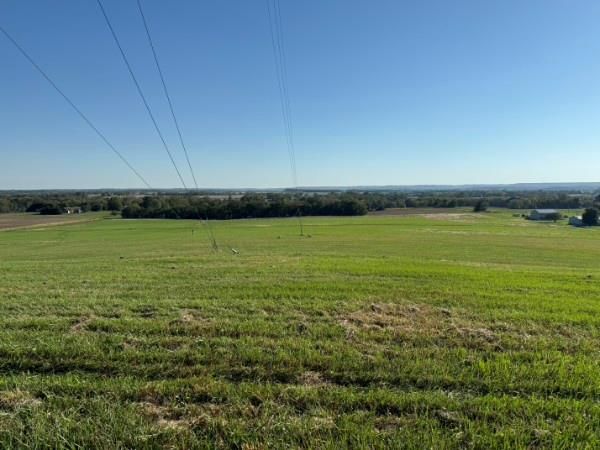 1769 N 1100 Rd, Lawrence, KS 66046