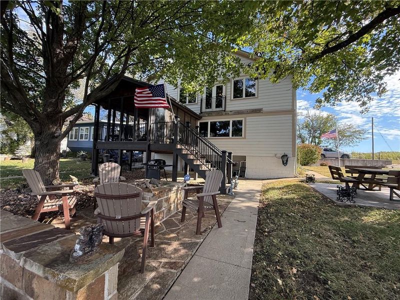 15836 Gardner East Rd, Gardner, KS 66030
