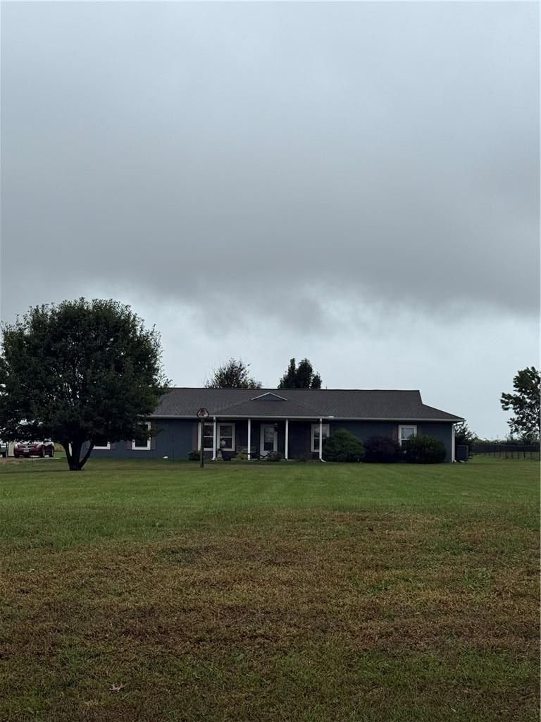 741 NE 17404 County Rd, Archie, MO 64725