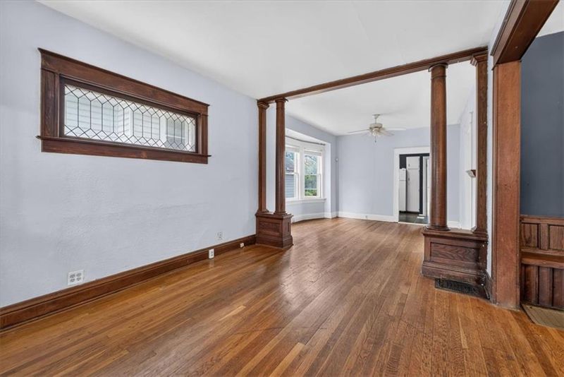 4232 Campbell St, Kansas City, MO 64110