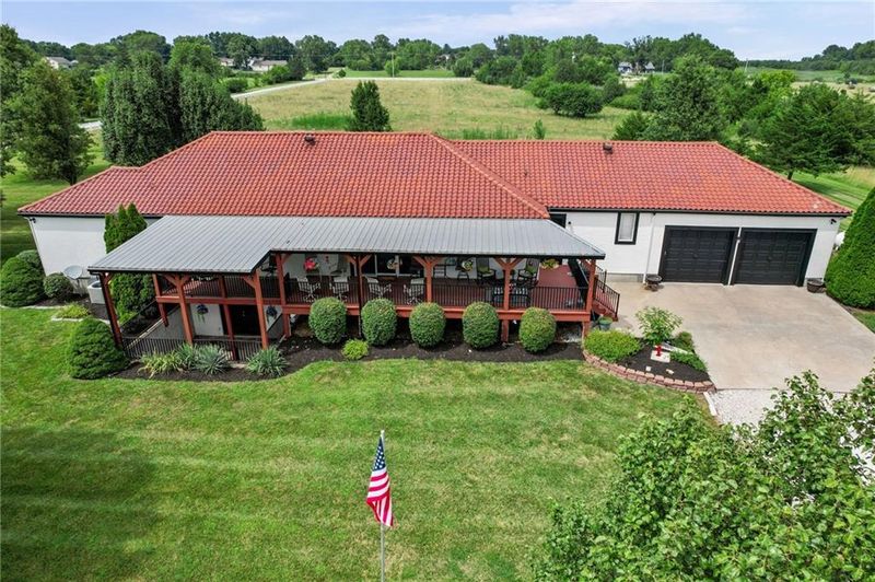 1005 W Main St, Cleveland, MO 64734