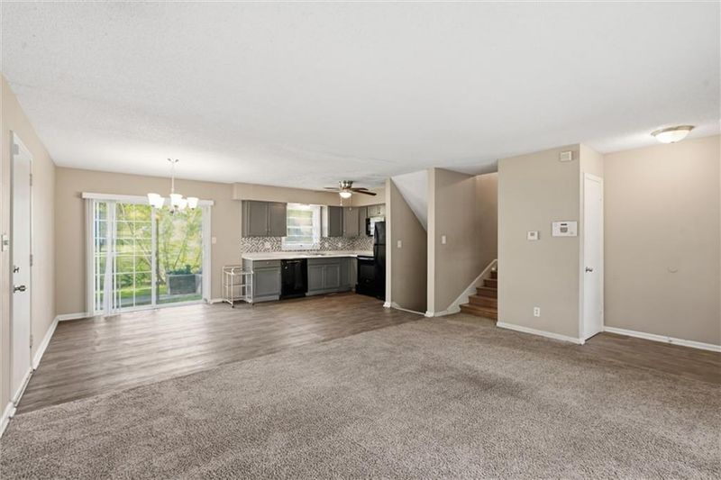 8705 E 83rd Ter, Raytown, MO 64138