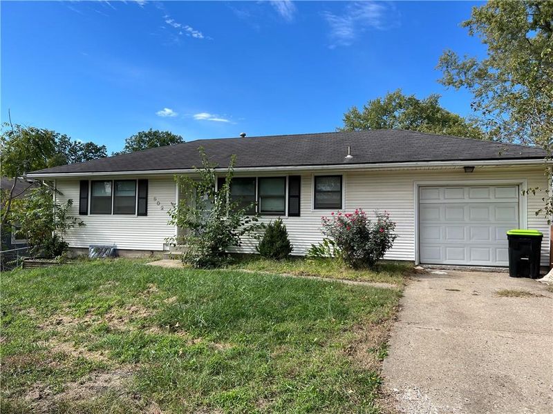 502 NW Central St, Lee's Summit, MO 64063