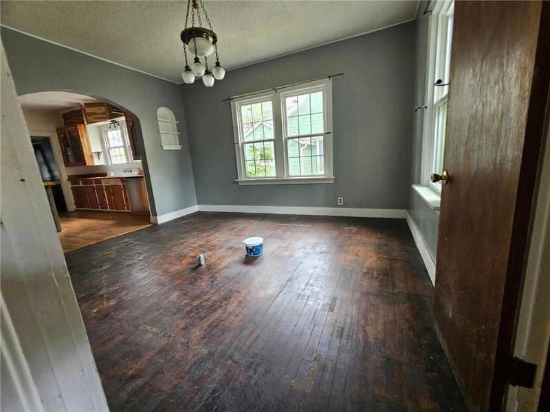 1107 S Maple St, Carthage, MO 64836