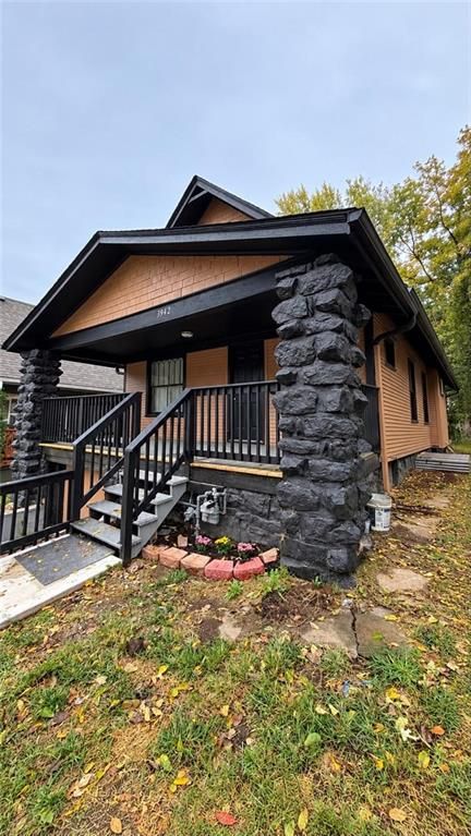 3942 Flora Ave, Kansas City, MO 64110