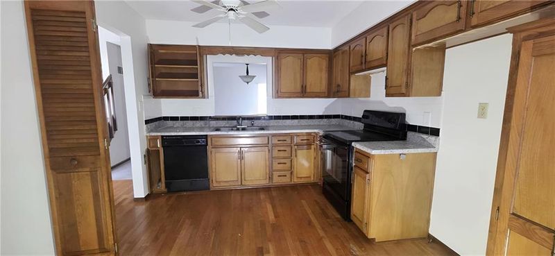 17102 E 46th Ct S St, Independence, MO 64055