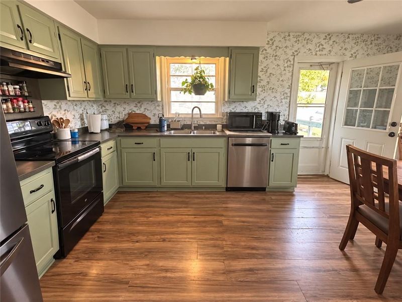 7 Stevens Rd, Eudora, KS 66025