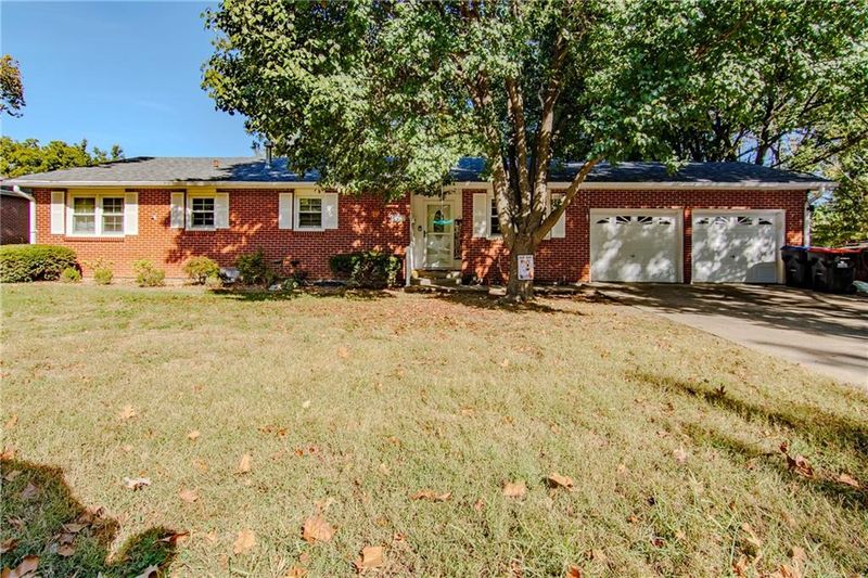 703 Tyler Ave, Warrensburg, MO 64093