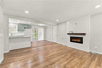 8507 Eastern Ave, Kansas City, MO 64138