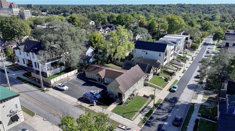 1415 W 47th St, Kansas City, MO 64112