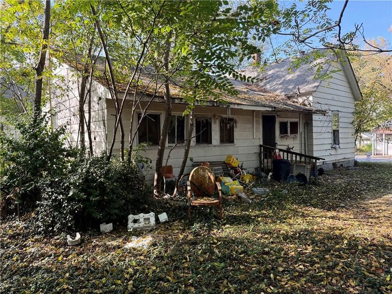534 E Lee St, Nevada, MO 64772