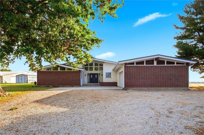 2211 Murphy School Rd, Grain Valley, MO 64029