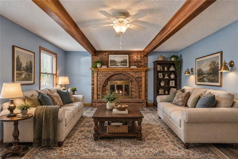 1332 Campbell Ave, Liberty, MO 64068