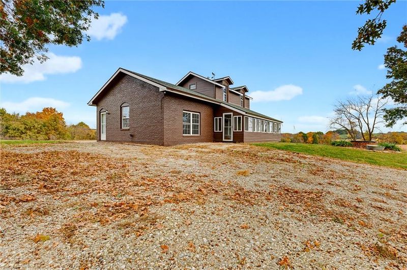 27568 Morgan Way, Greentop, MO 63546