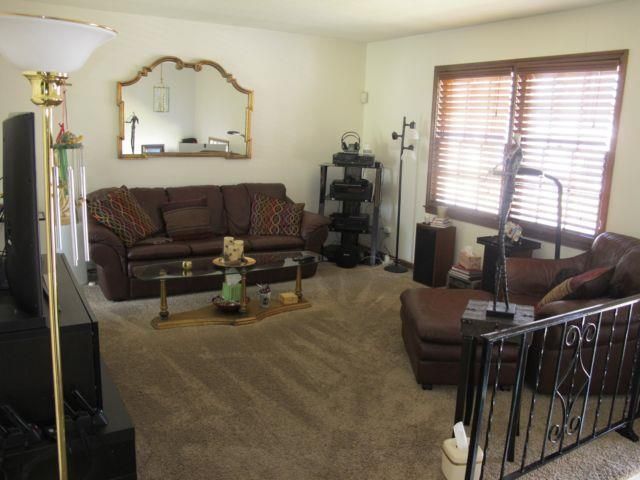 8615 E 108th Ter, Kansas City, MO 64134