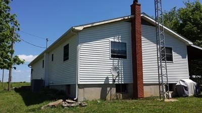 10537 W 1350 Rd, Centerville, KS 66014