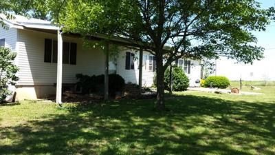 10537 W 1350 Rd, Centerville, KS 66014