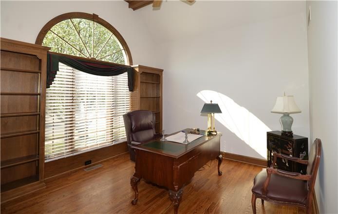 12805 Woodson St, Overland Park, KS 66209