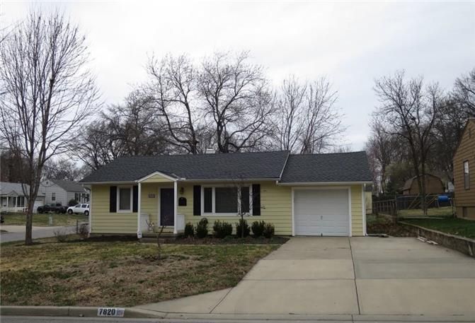 7820 W 64th Ter, Overland Park, KS 66202