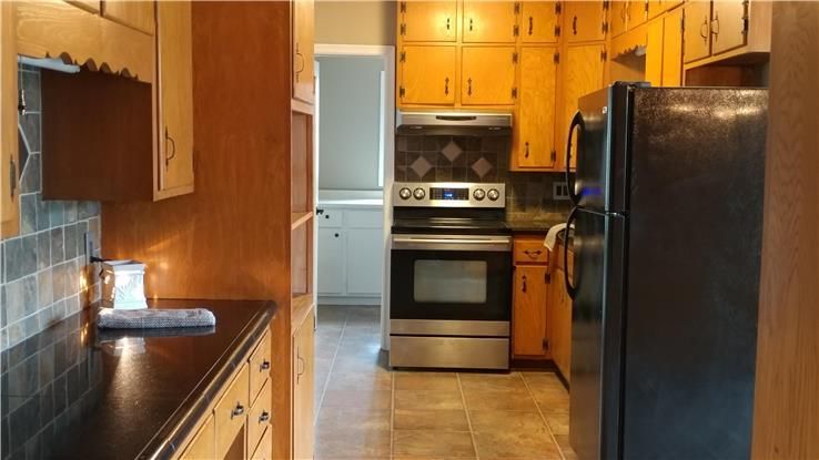 11931 E 44th Ter, Kansas City, MO 64133
