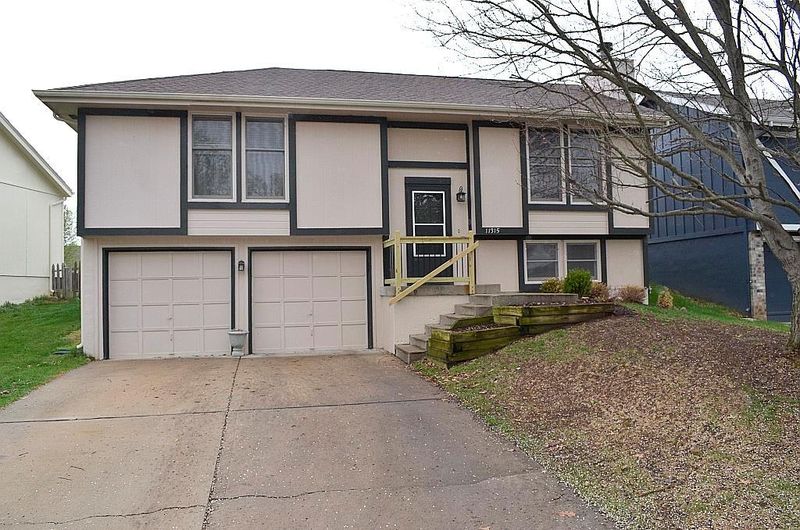 11315 Marsh Ave, Kansas City, MO 64157