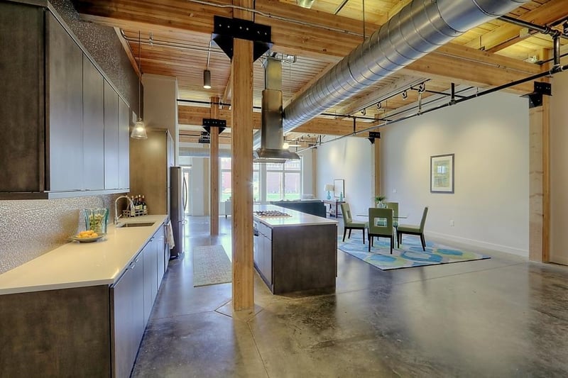 210 W 5th St #209, Kansas City, MO 64105