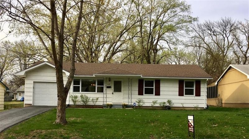 4512 E 112th Ter, Kansas City, MO 64137