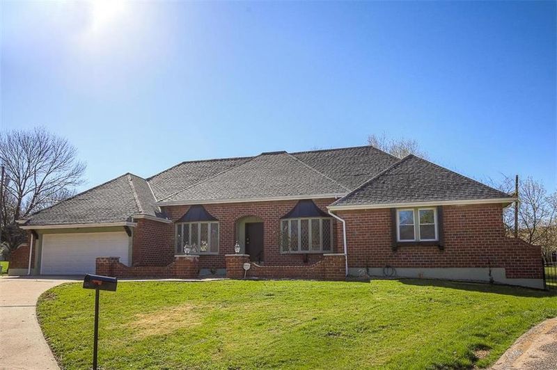 9515 Hardy Ave, Kansas City, MO 64134