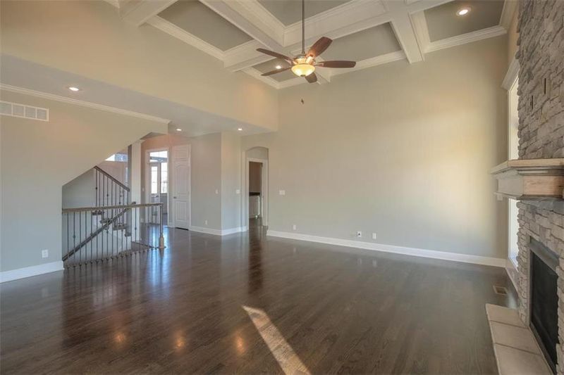13410 W 169th Ter, Overland Park, KS 66221