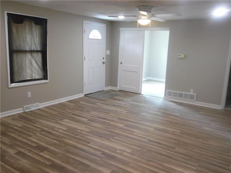 7814 N Main St, Kansas City, MO 64118