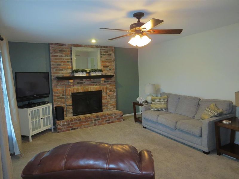 11601 W 99th St, Overland Park, KS 66214